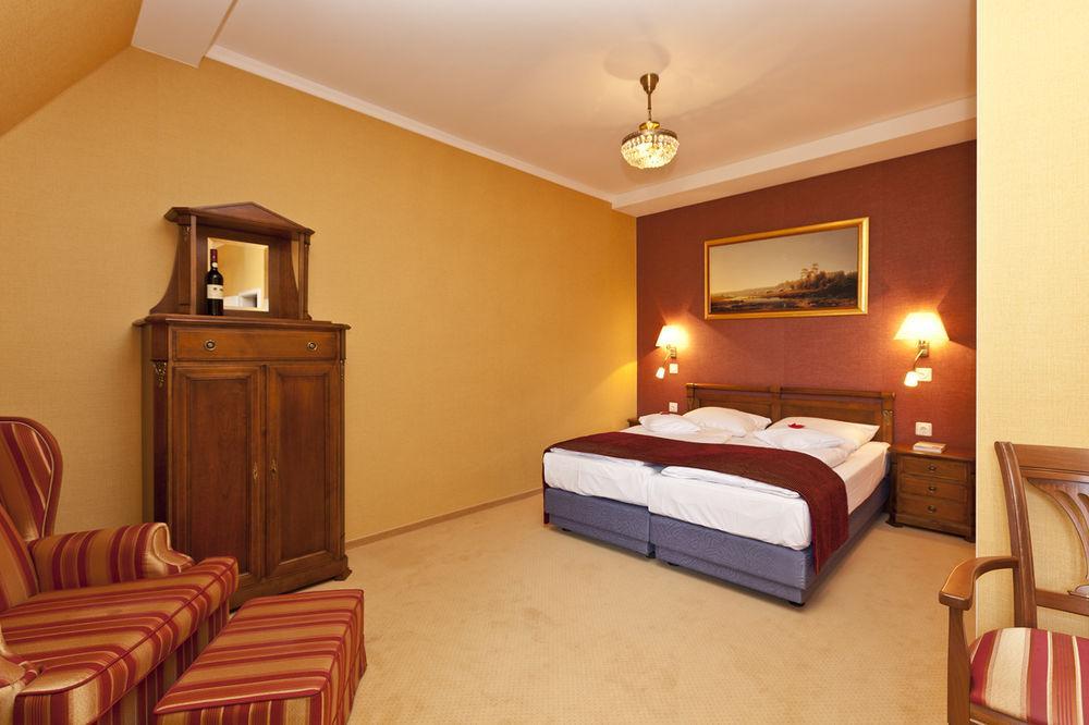 Seehotel Schloss Klink Kültér fotó