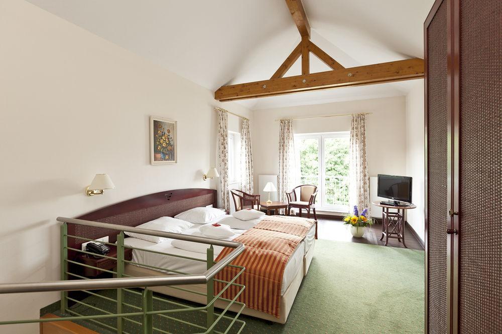 Seehotel Schloss Klink Kültér fotó