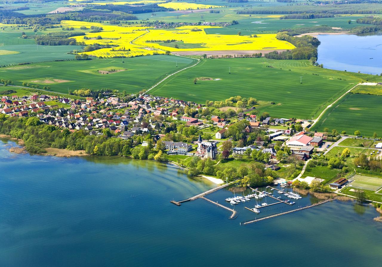 Seehotel Schloss Klink Kültér fotó