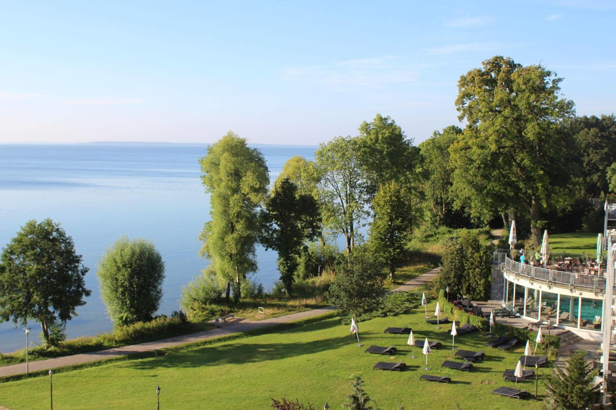 Seehotel Schloss Klink Kültér fotó