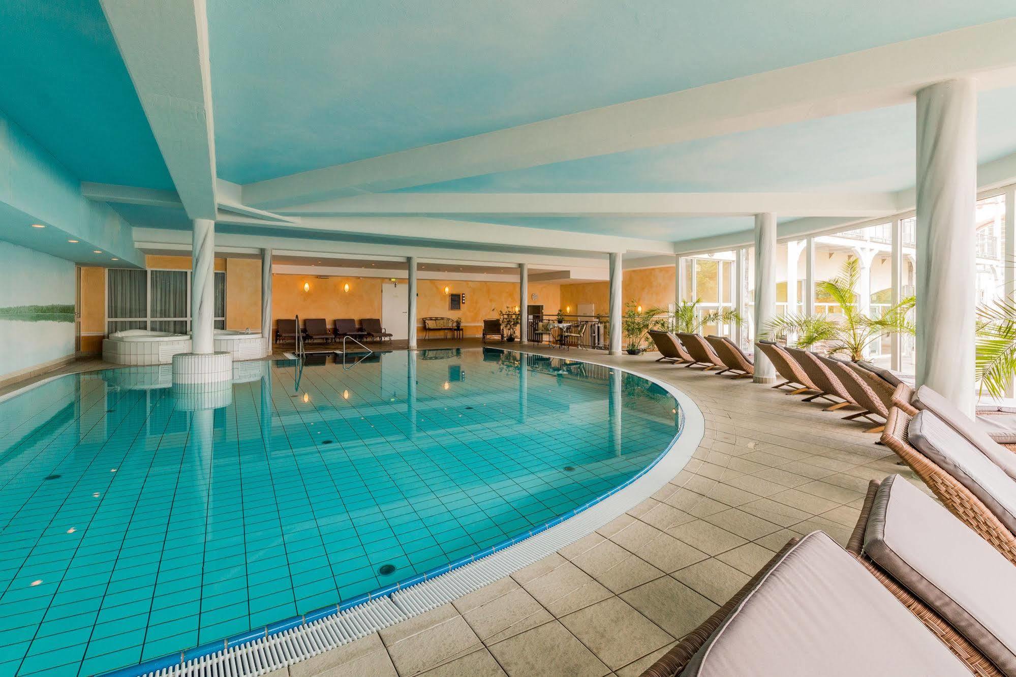 Seehotel Schloss Klink Kültér fotó